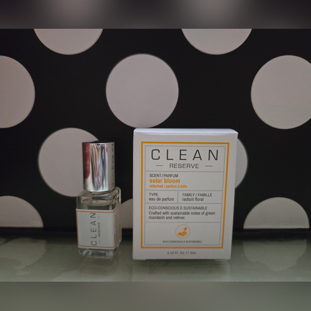 2/$30✨️Clean Reserve Solar Bloom✨️